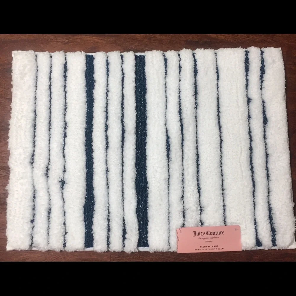 Juicy Couture Bath rug, NWT